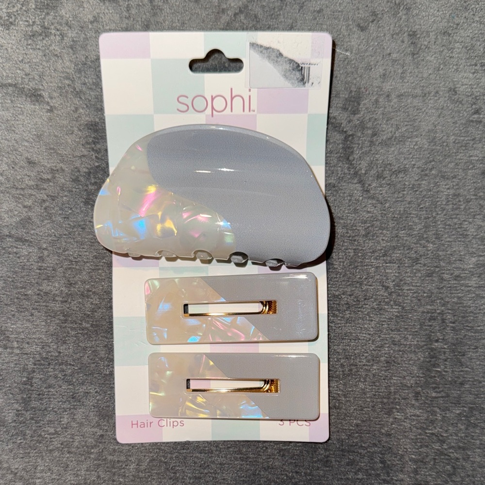 Sophi- NWT Gray Iridescent 3 Piece Hair Clip Set - Picture 3 of 10